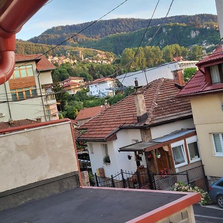 Deluxe Katana Dream House Old Town, With Parking Garage Apartment Sarajevo Exterior photo